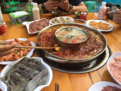想吃好吃的重慶火鍋，選擇重慶火鍋底料品牌很關(guān)鍵！