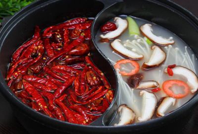 論重慶火鍋底料的對(duì)重慶火鍋的重要性！?