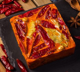 選擇重慶火鍋底料生產(chǎn)廠家時(shí)，要注意如何辨別底料的質(zhì)量！