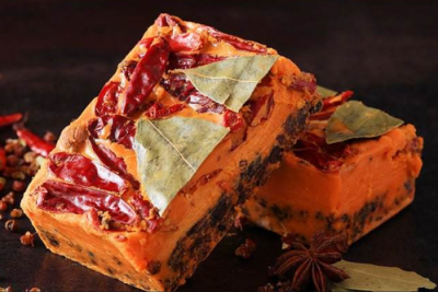 重慶火鍋底料批發(fā)之紅湯火鍋湯鹵的調(diào)制方法！