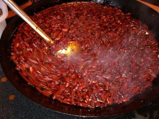 專業(yè)重慶火鍋底料制作團(tuán)隊(duì)