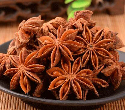 重慶火鍋底料中常見(jiàn)的幾種香料！