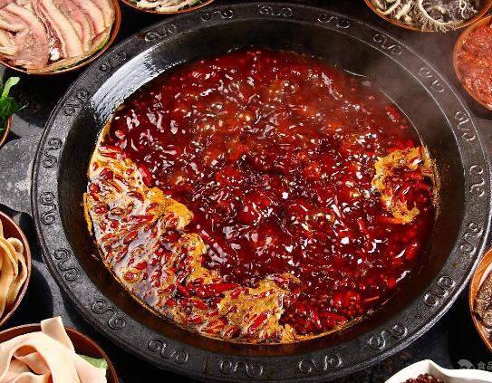 選擇批發(fā)重慶火鍋底料時(shí)，該注意些什么？