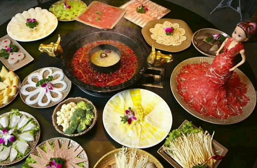 如何選擇一家正規(guī)的重慶火鍋底料批發(fā)廠家？
